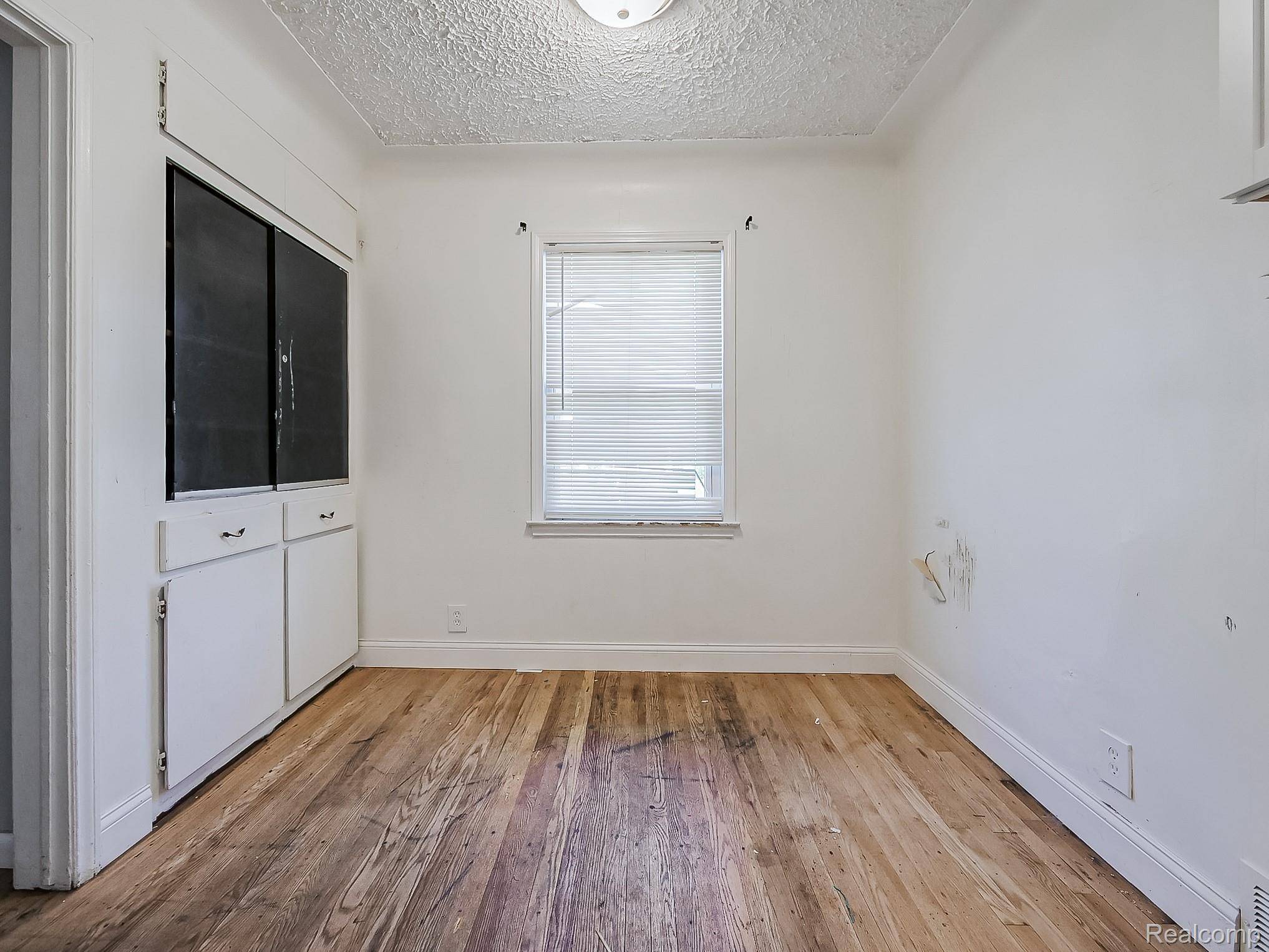 Detroit, MI 48224,11031 Courville ST