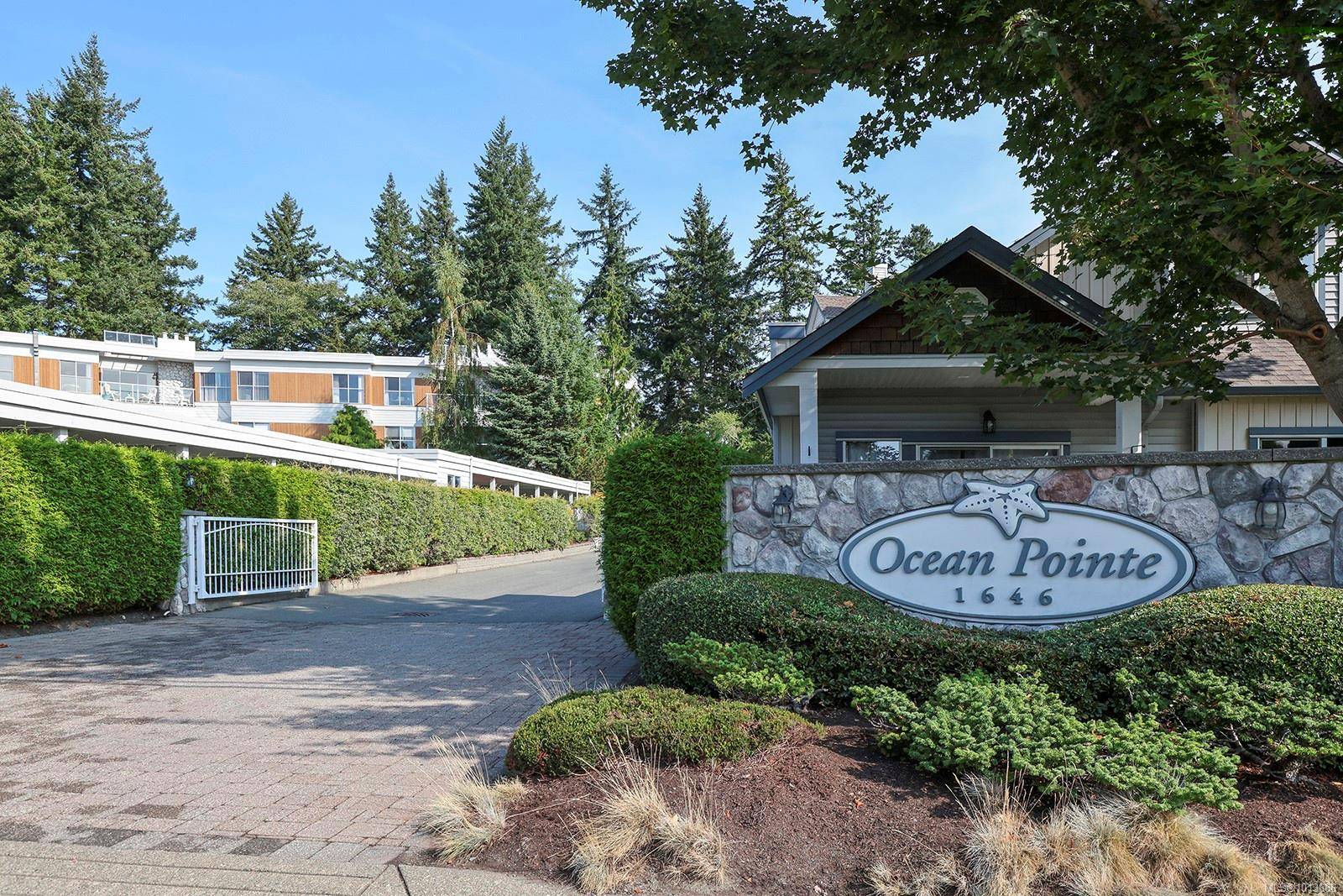 Comox, BC V9M 2N1,1646 Balmoral Ave #16