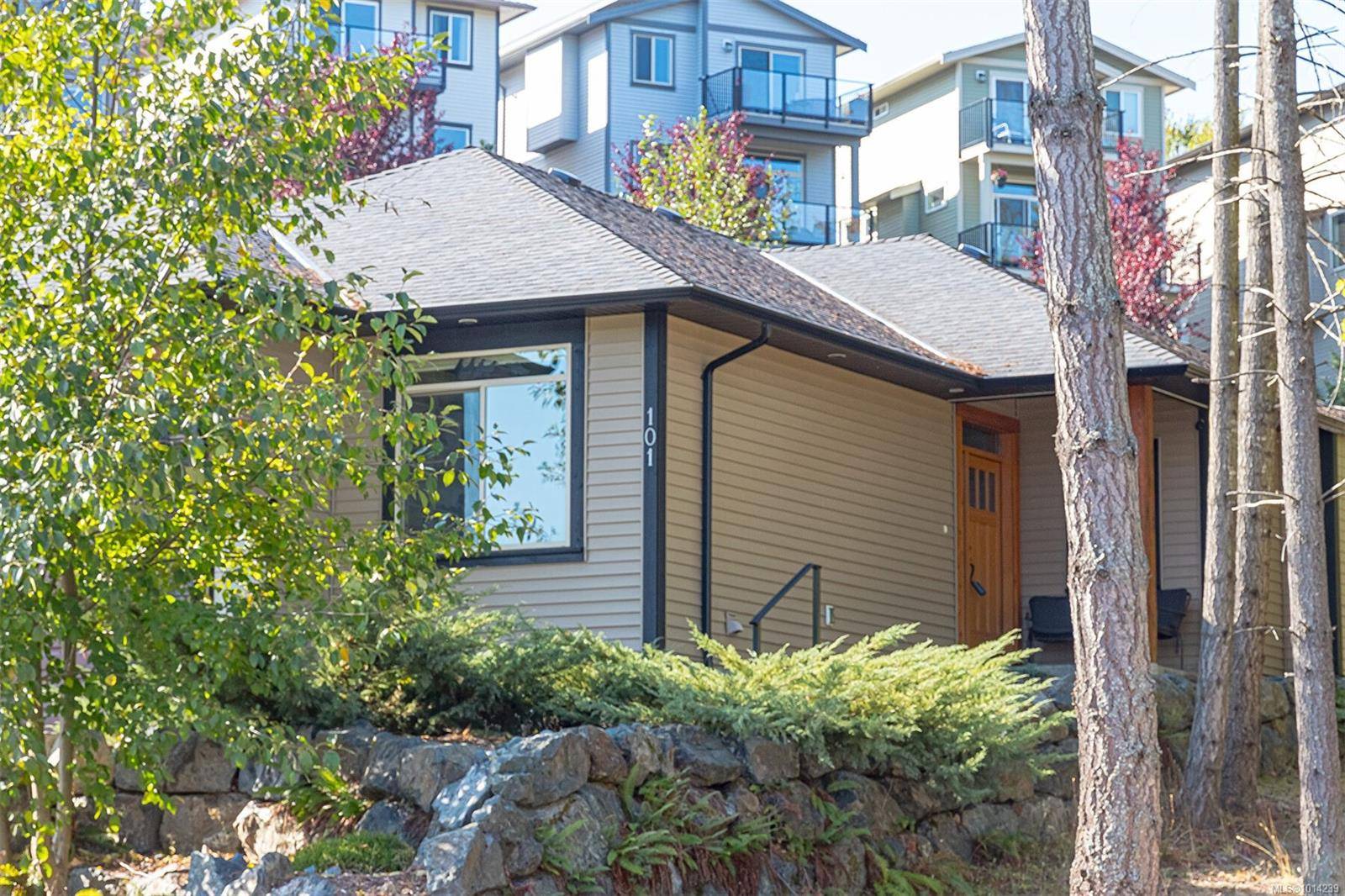 Nanaimo, BC V9R 6V4,101 Royal Oak Pl