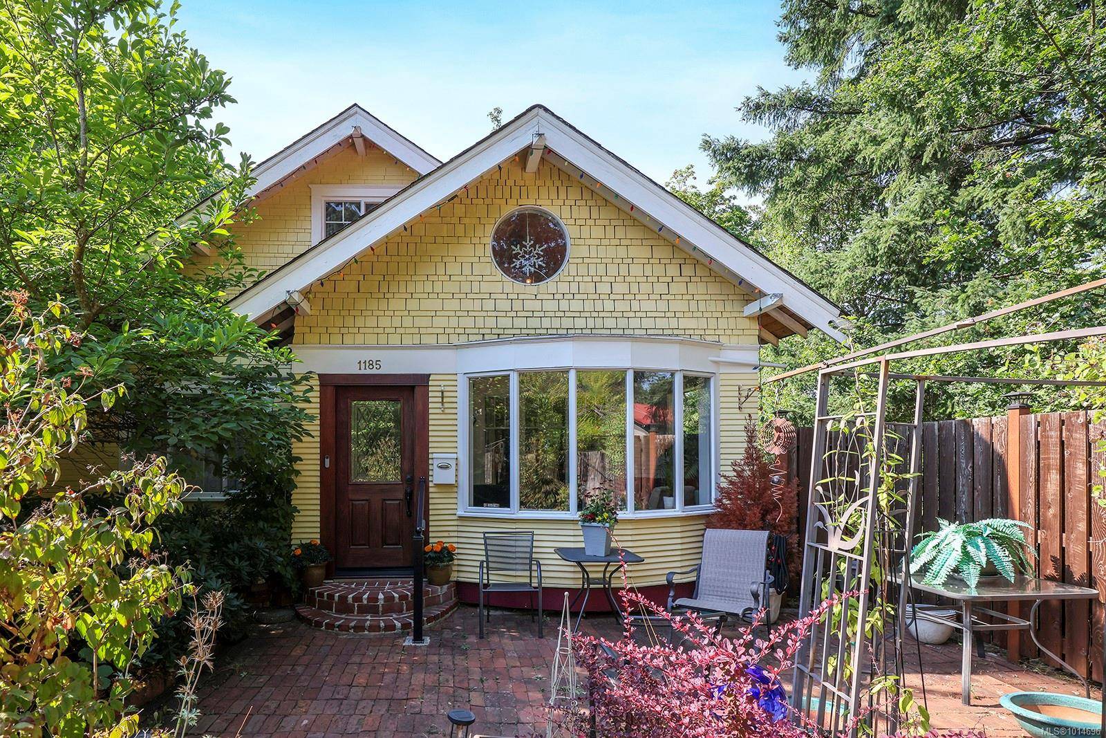 Courtenay, BC V9N 1L7,1185 5th St