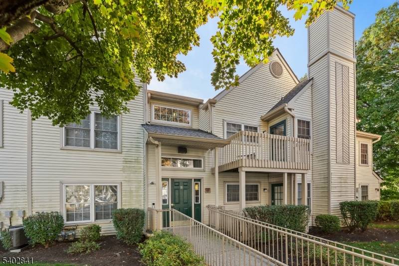 Clifton City, NJ 07014,11 Evergreen Dr #63