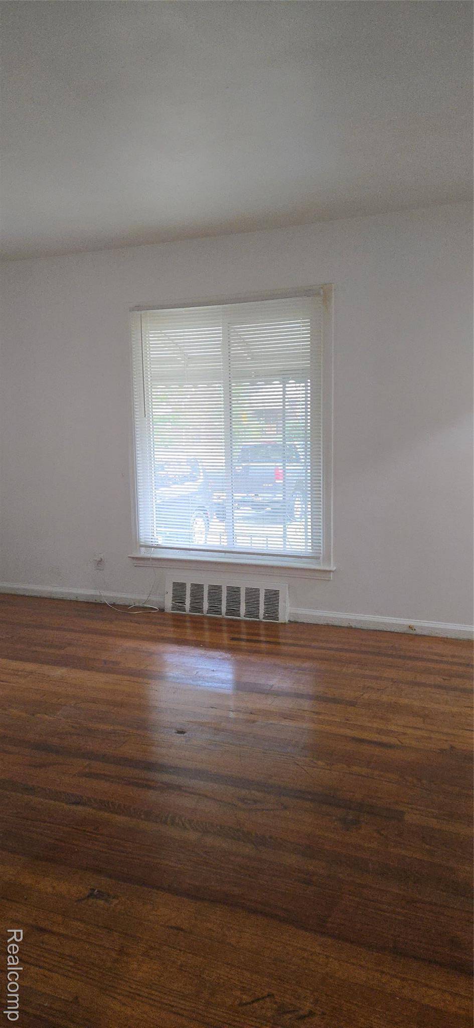 Detroit, MI 48221,19451 Woodingham DR