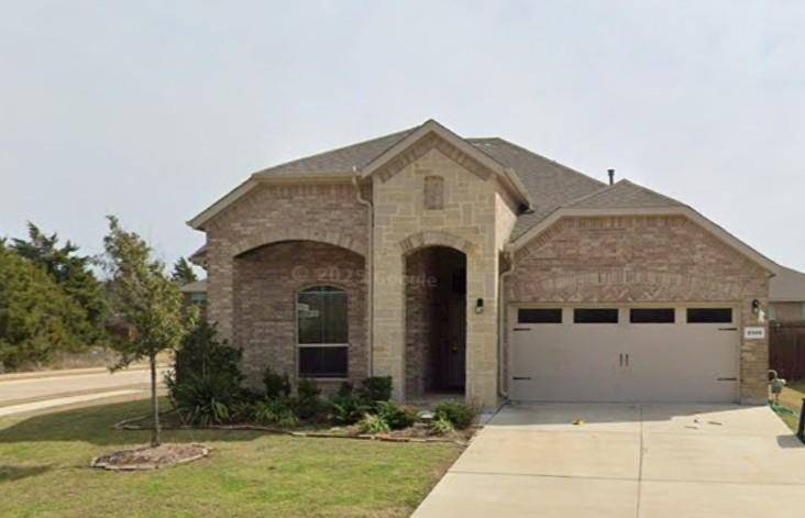 Glenn Heights, TX 75154,2500 whispering breeze