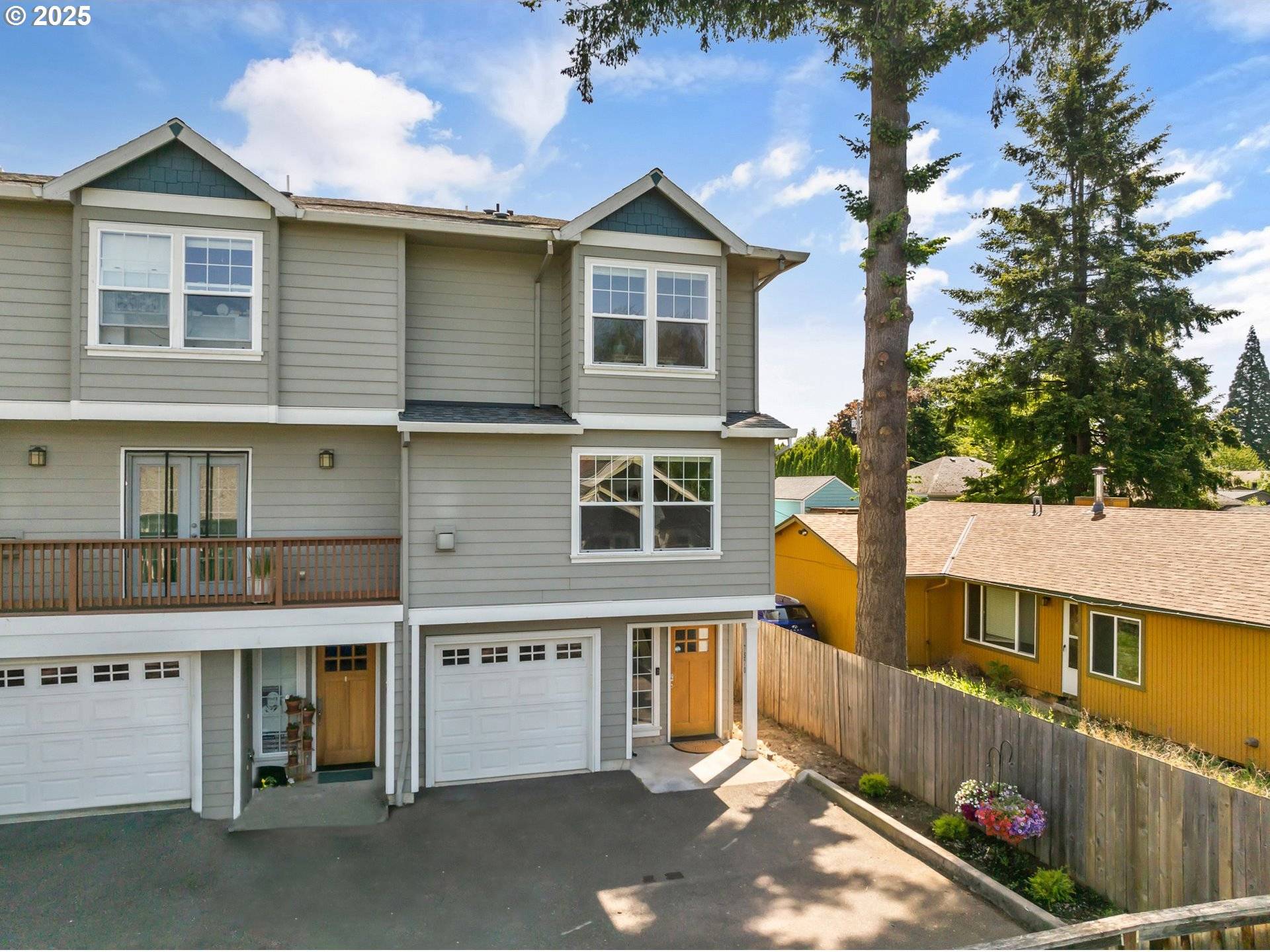 Portland, OR 97206,7570 SE DIVISION ST