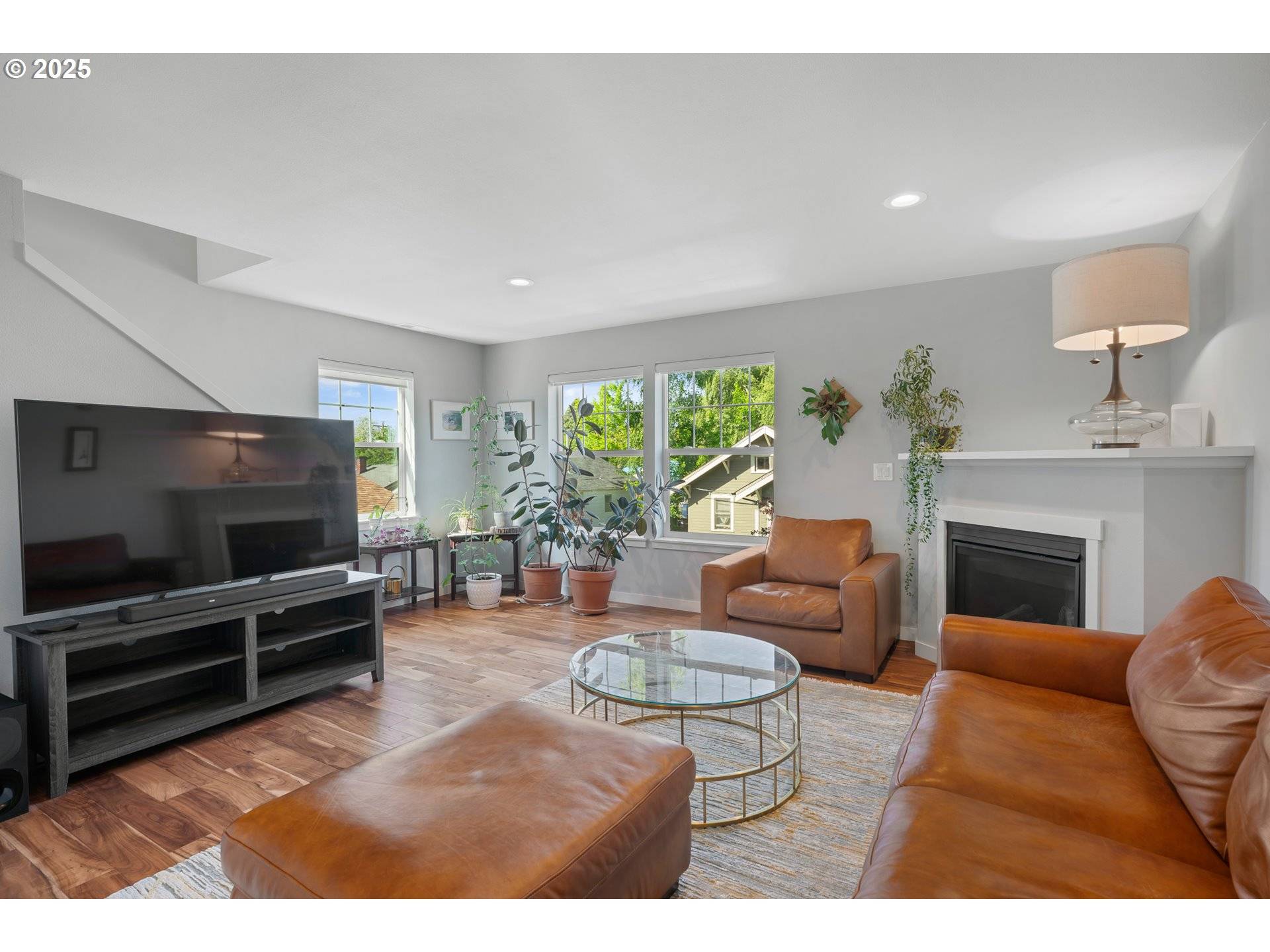 Portland, OR 97206,7570 SE DIVISION ST