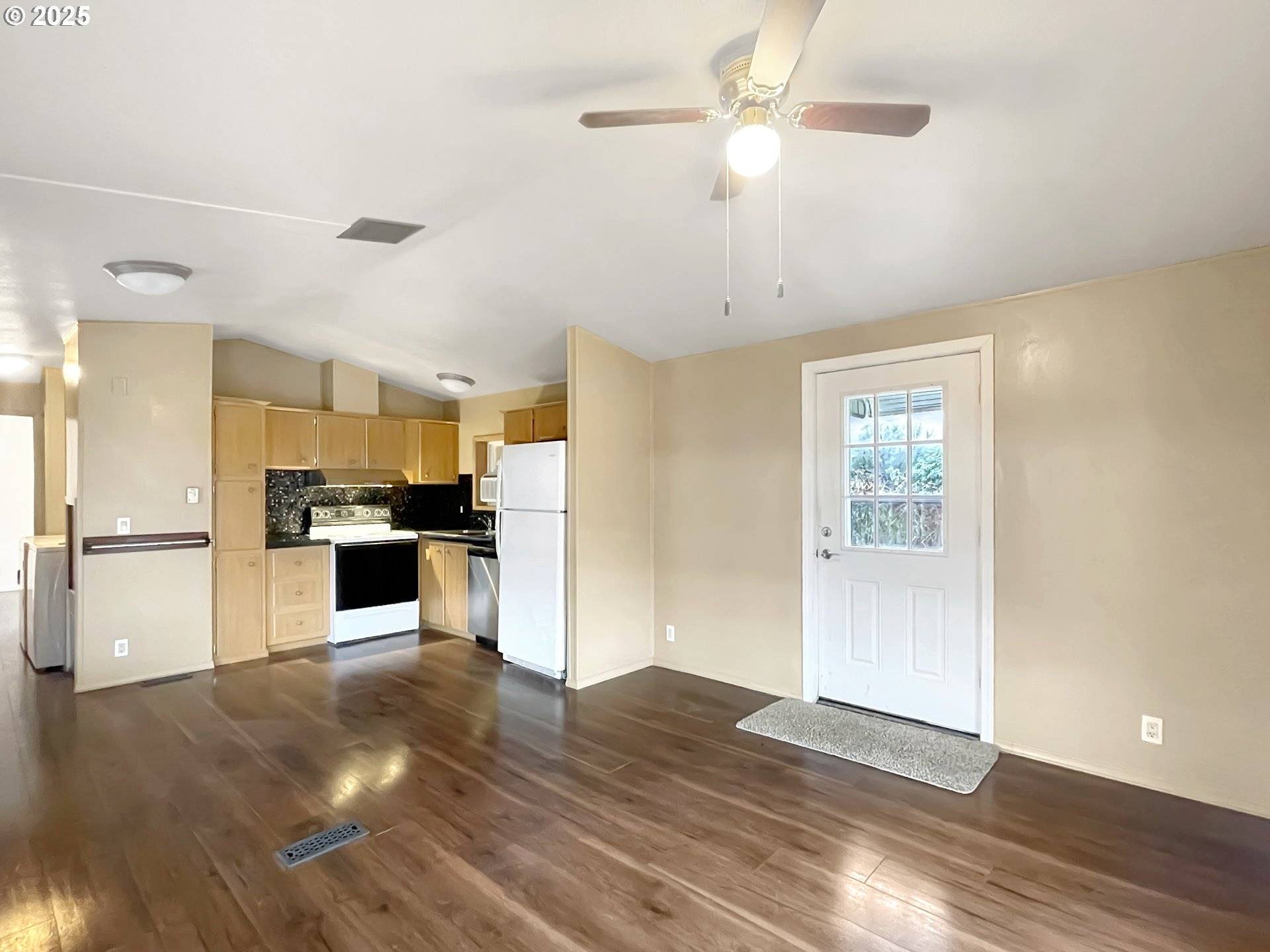 Kelso, WA 98626,1965 WESTSIDE HWY #97