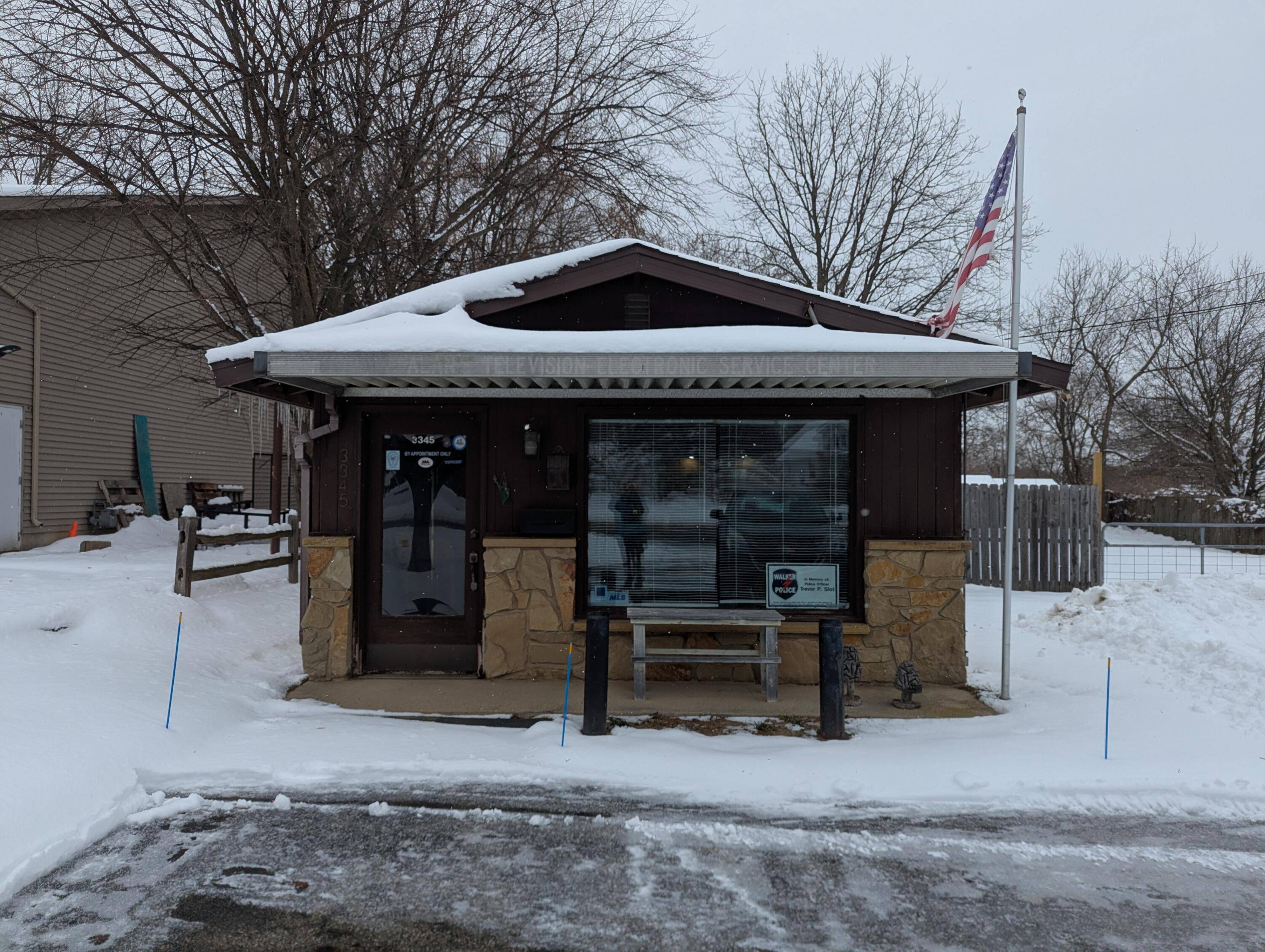 Grand Rapids, MI 49534,3345 Remembrance RD NW