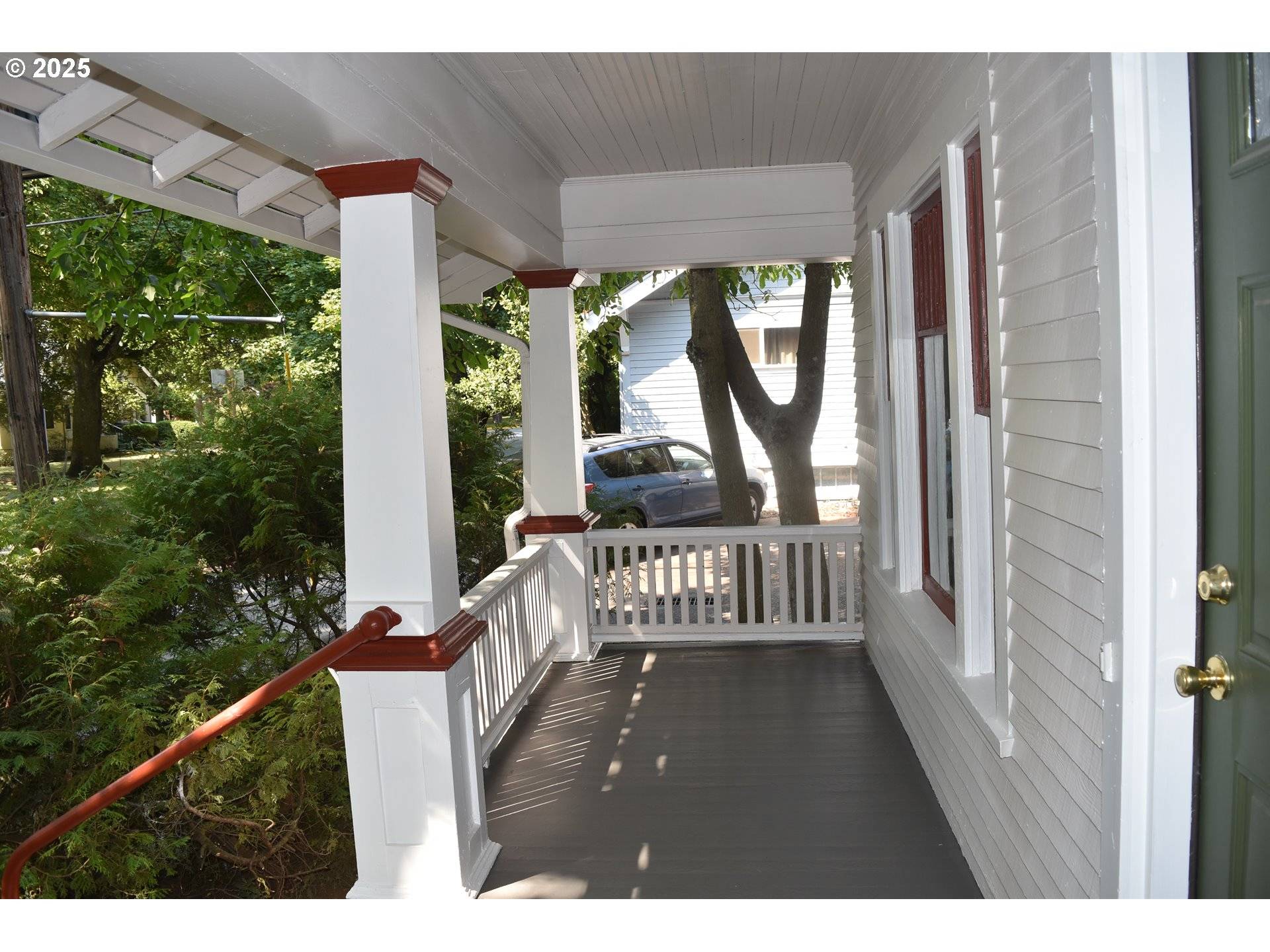 Eugene, OR 97402,961 JEFFERSON ST