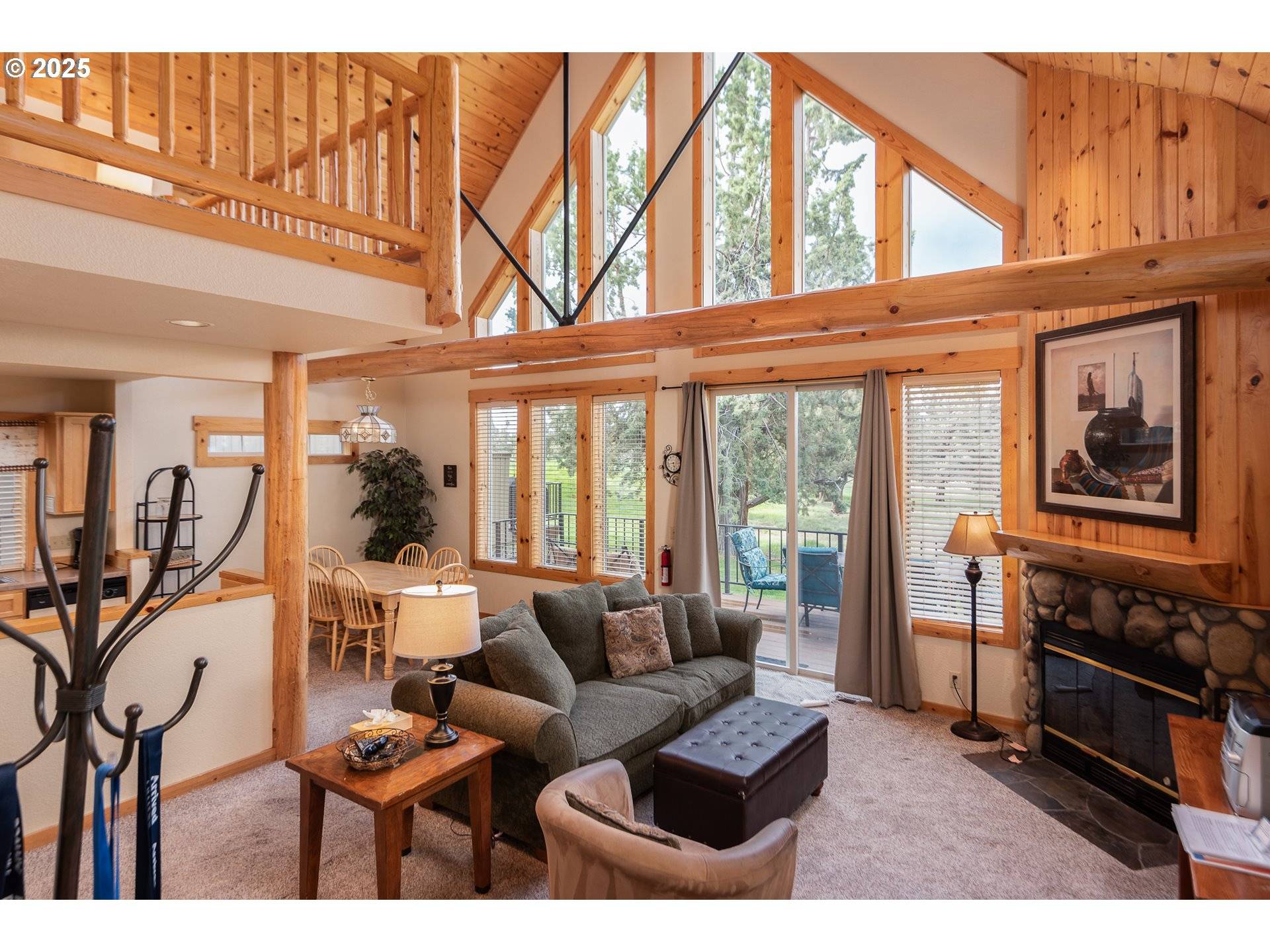 Redmond, OR 97756,8825 SW CANYON WREN CT