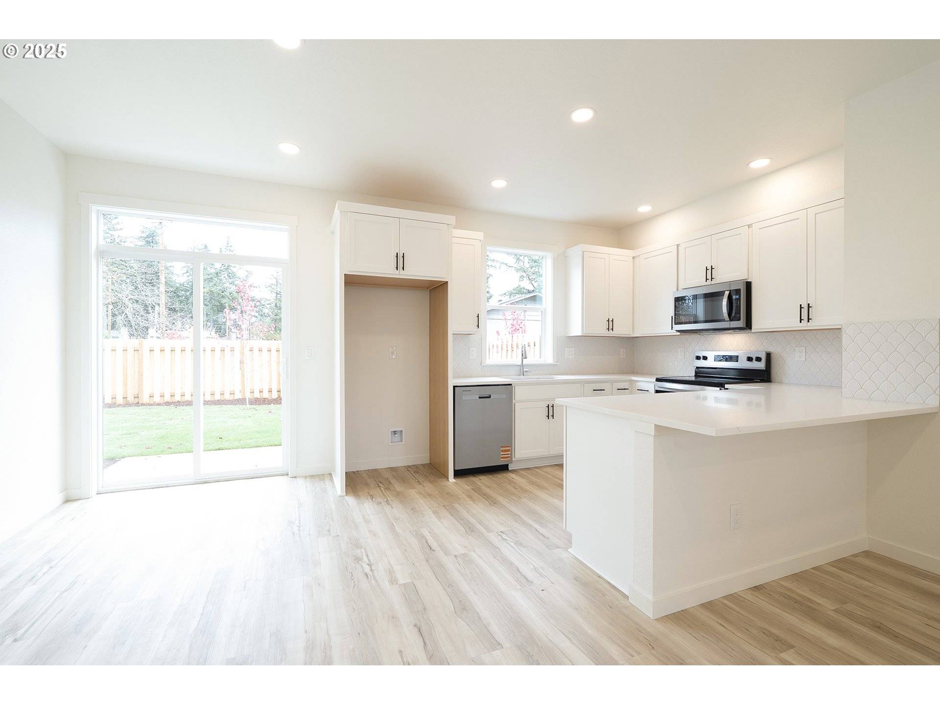 Portland, OR 97236,14720 SE POWELL BLVD