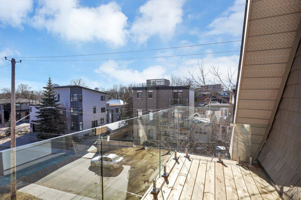 Glebe - Ottawa East And Area, ON K1S 0Z3,149 Concord ST W #C