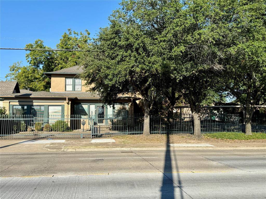 Terrell, TX 75160,203 N Rockwall Avenue