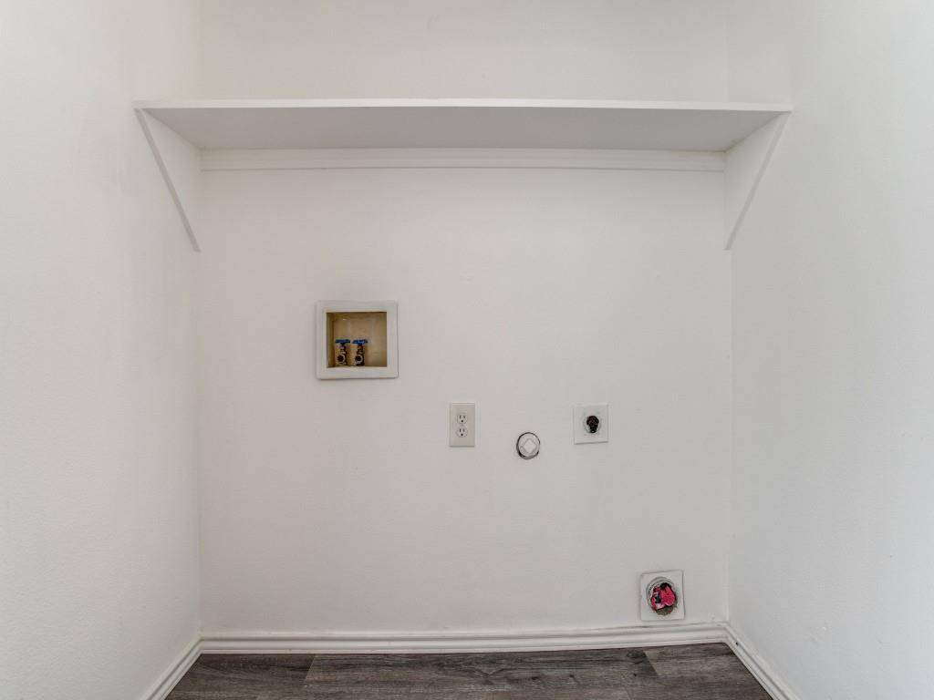 Cedar Hill, TX 75104,571 Majestic Park Lane