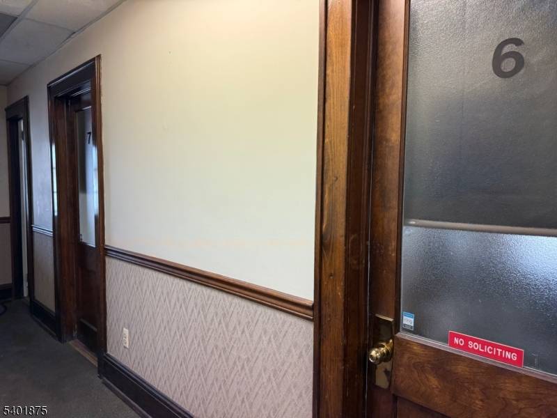 Madison Boro, NJ 07940,52 Main St