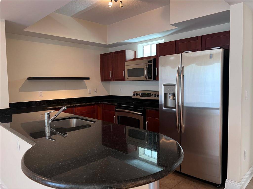 Miami, FL 33156,7275 SW 90th St #C309