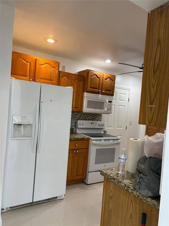 Hollywood, FL 33021,5635 Grant St