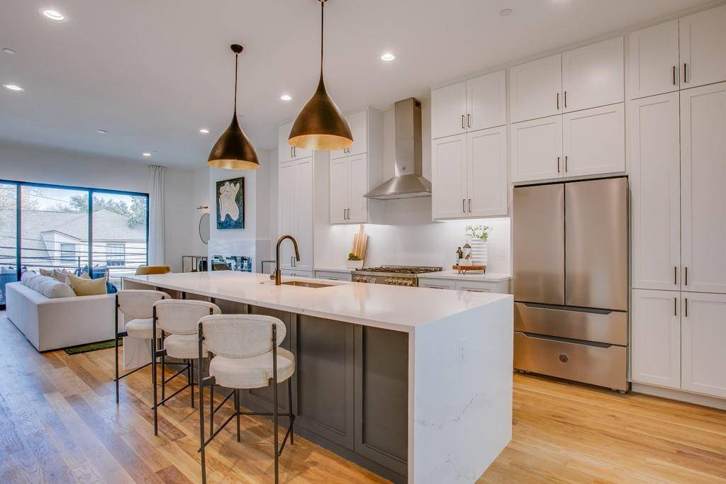 Dallas, TX 75204,805 Pavillon Street #108