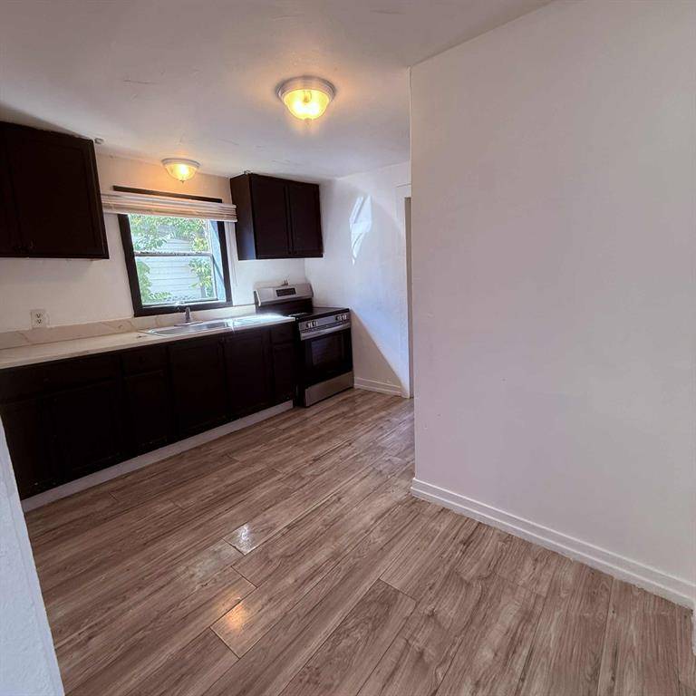 Denison, TX 75020,309 W Hull Street