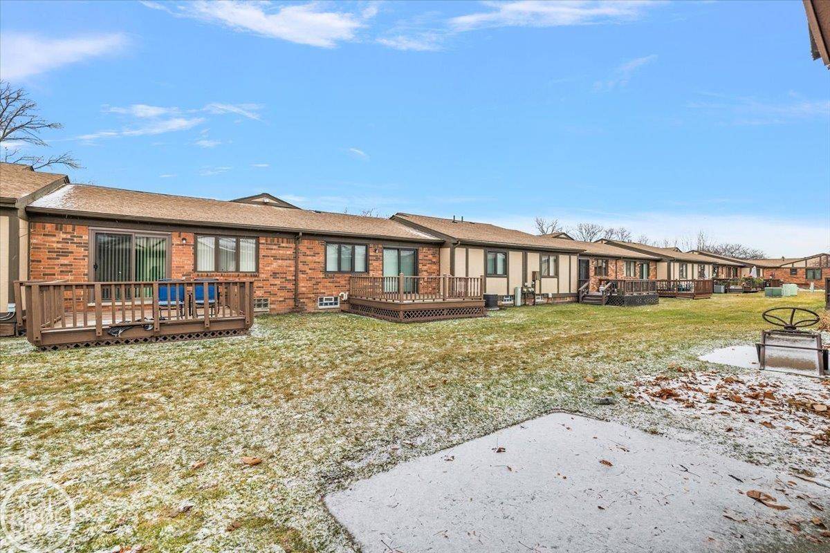 Warren, MI 48092,29900 N Grand Oaks DR