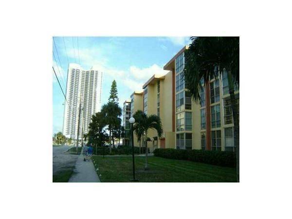 Sunny Isles Beach, FL 33160,210 172nd St #532