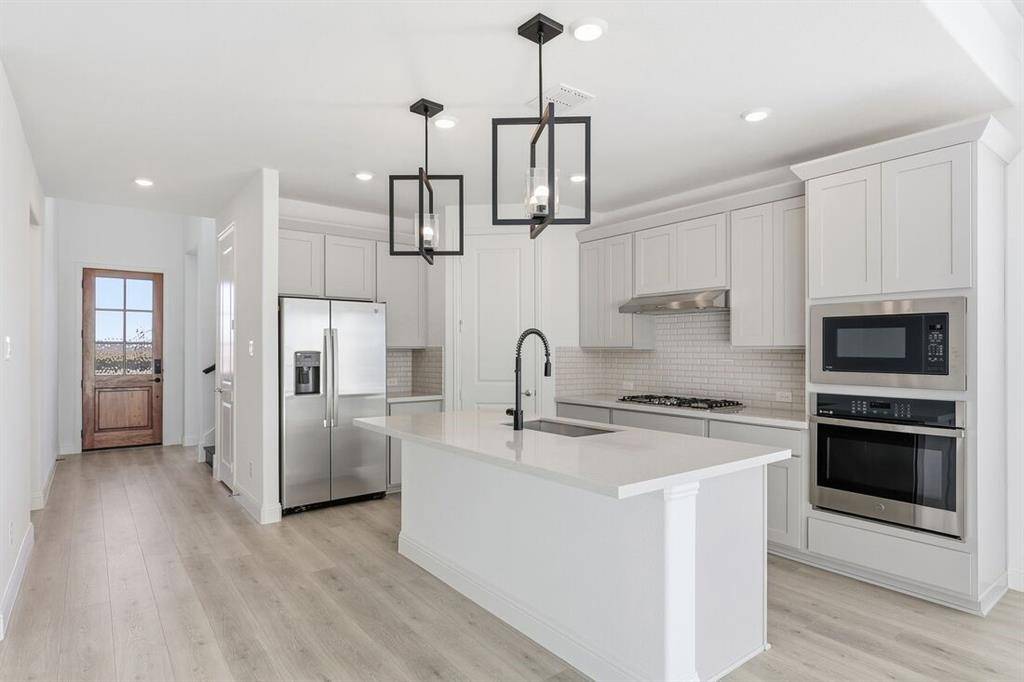 Celina, TX 75009,1008 Rainshower Way