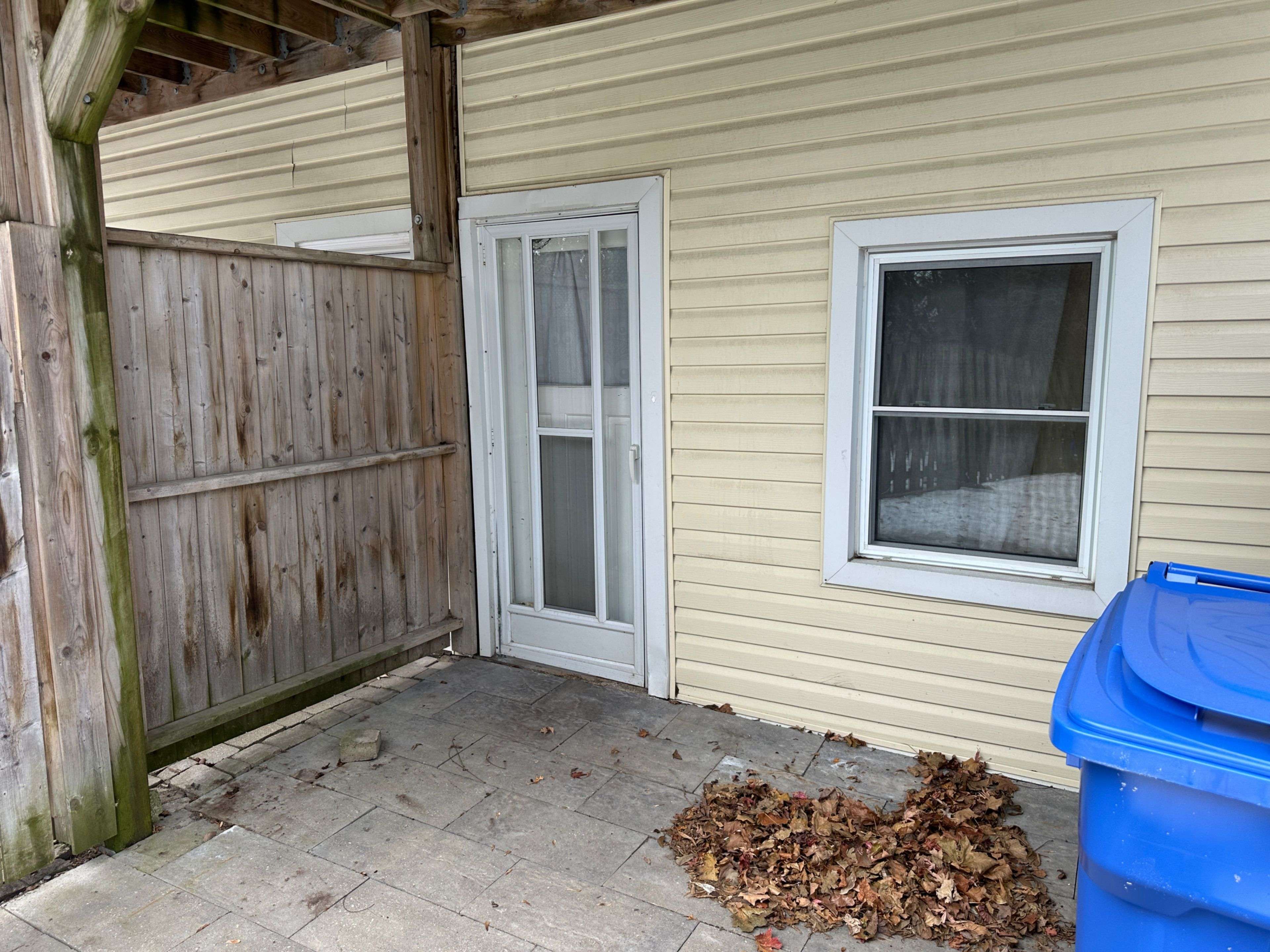 Newmarket, ON L3Y 3T7,173 Prospect ST