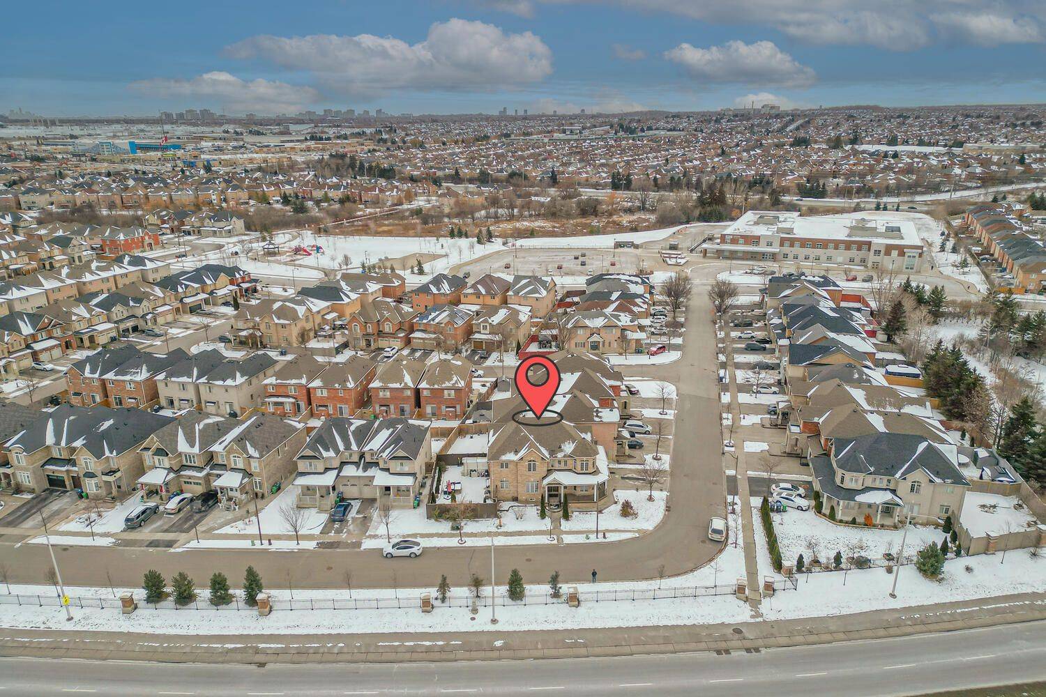 Brampton, ON L6P 2X4,15 Vanwood CRES