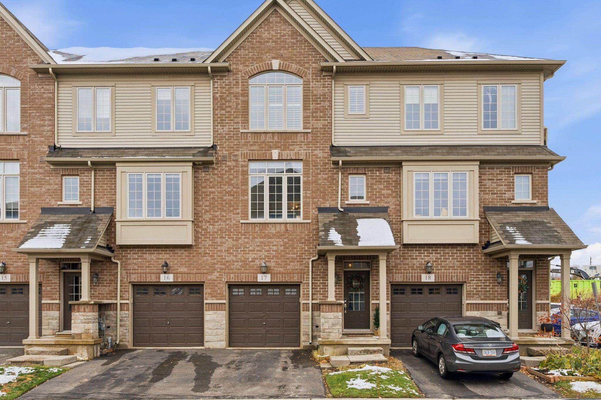 Hamilton, ON L7R 2G4,257 Parkside DR #17