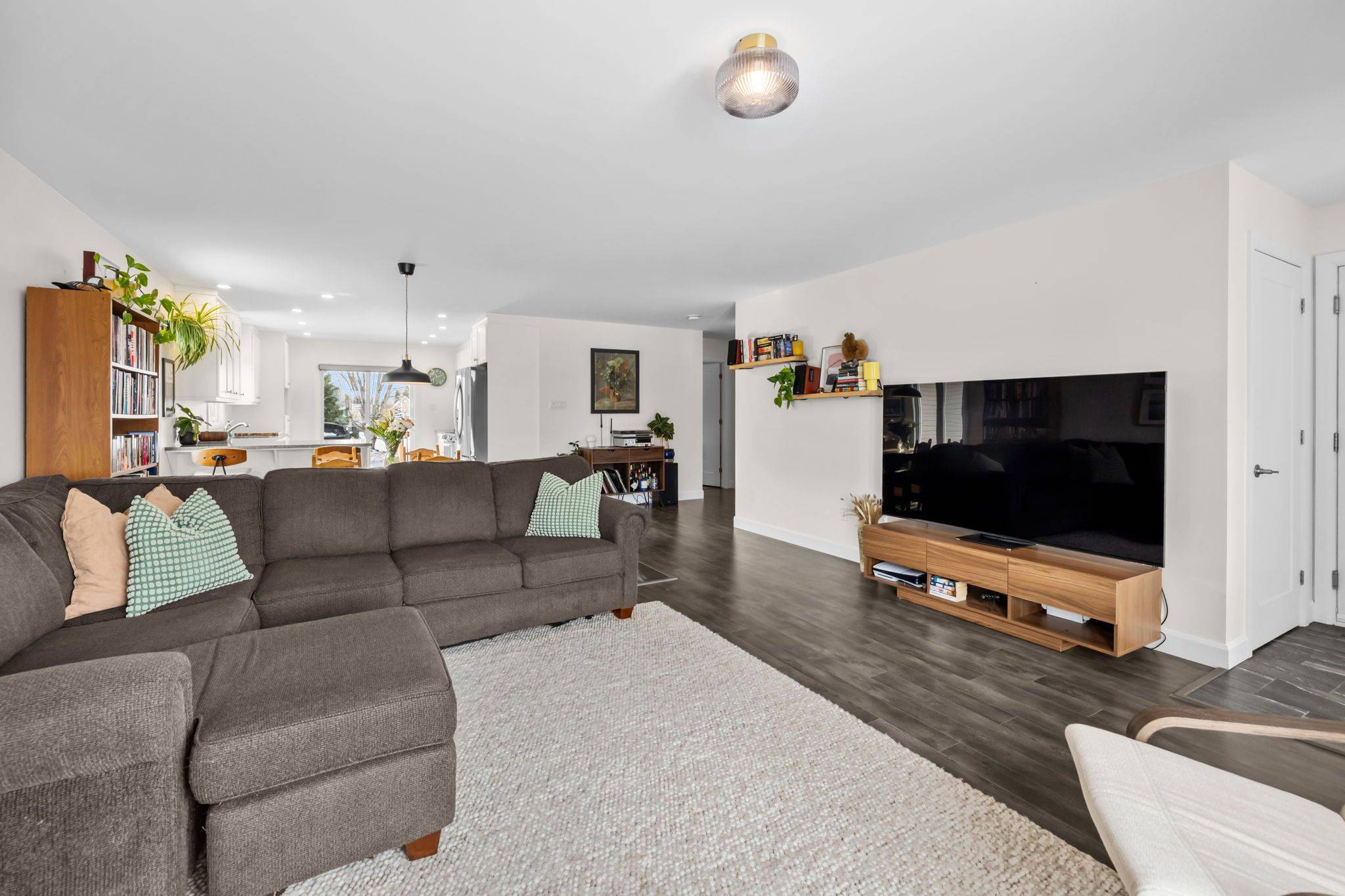 The Nation, ON K0A 3C0,52 Adam ST