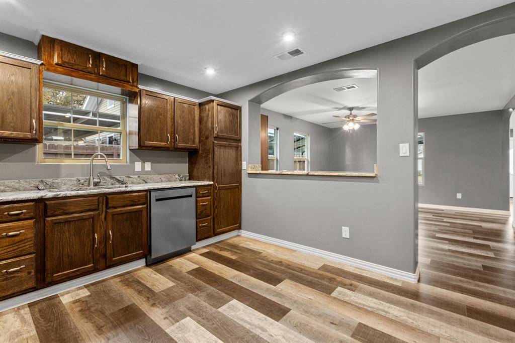 Bowie, TX 76230,506 Orchard Street