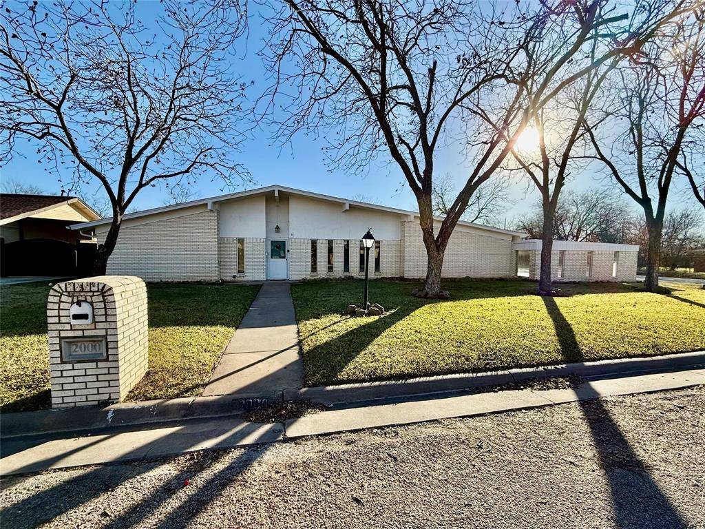 Mineral Wells, TX 76067,2000 SE 10th Street