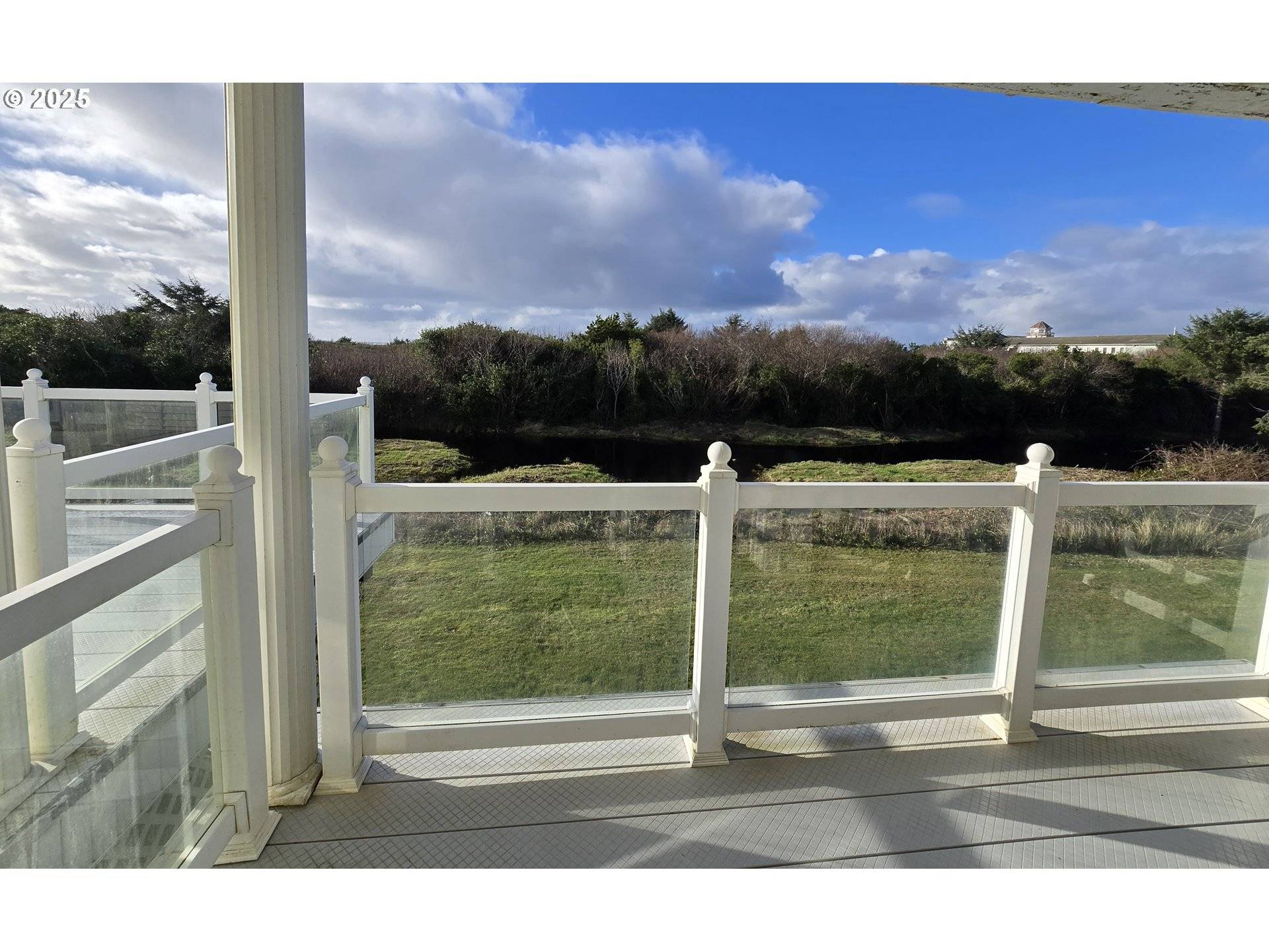 Ocean Shores, WA 98569,855 Ocean Shores BLVD #103