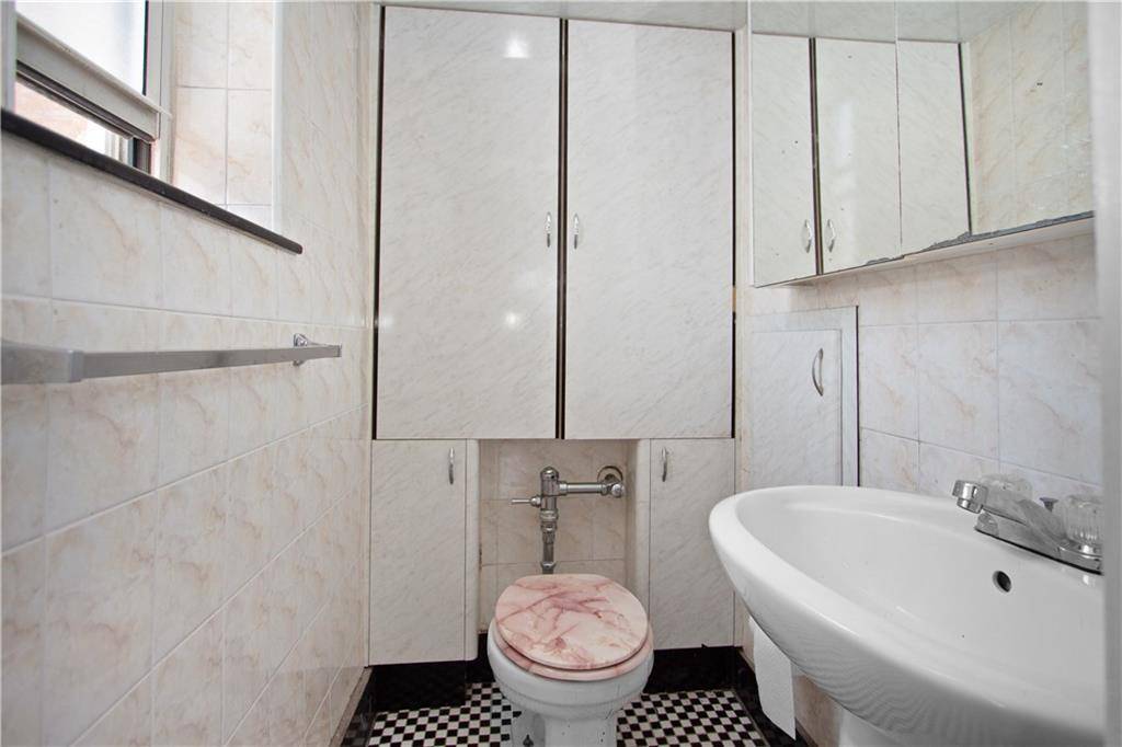 Brooklyn, NY 11230,1580 East 13th ST #6J