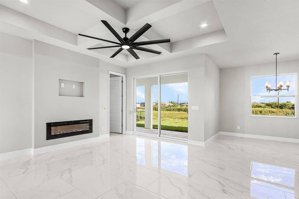 Port Labelle, FL 33935,526 Braelyn St