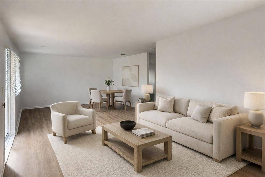 West Palm Beach, FL 33407,902 E Tiffany Dr #1