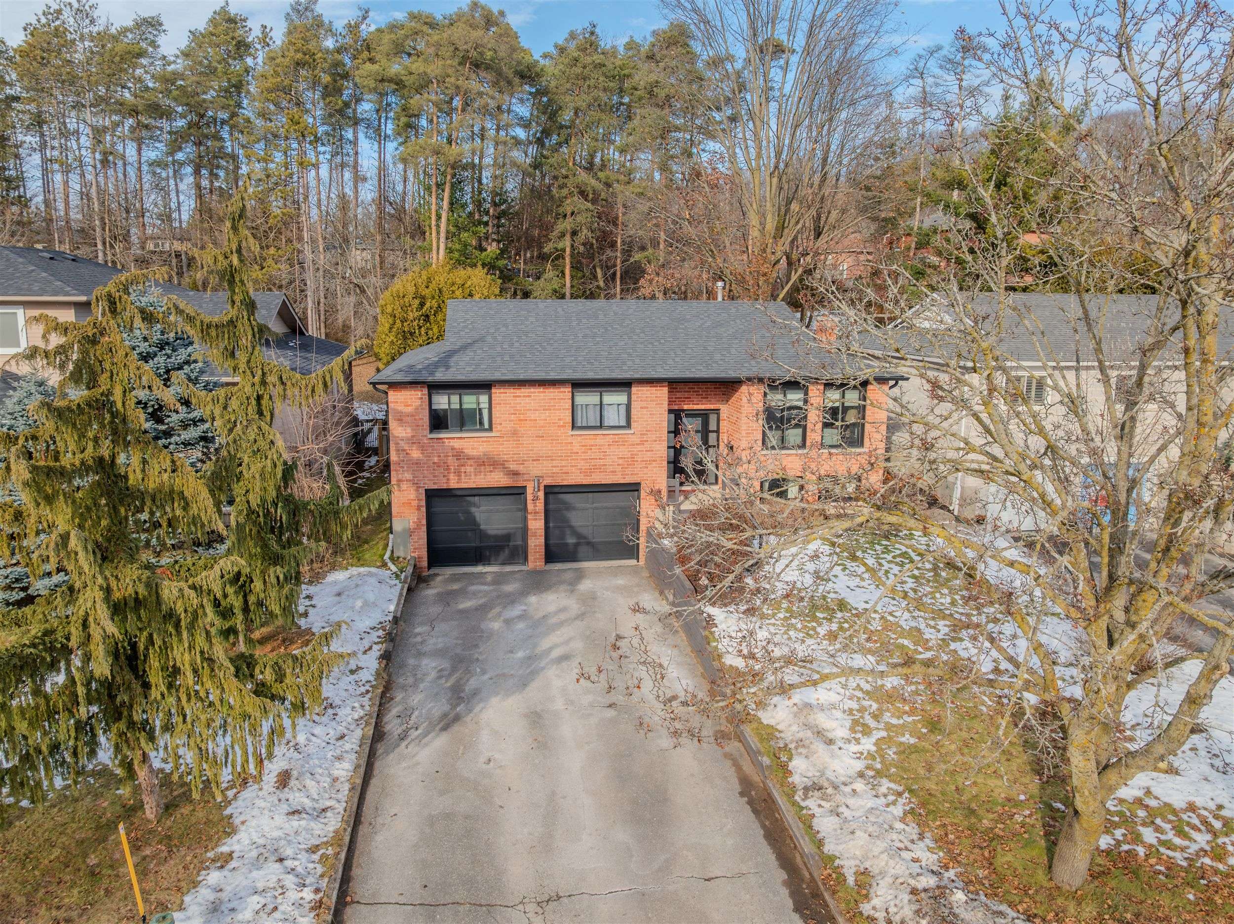 East Gwillimbury, ON L9N 1E8,26 Beckett AVE