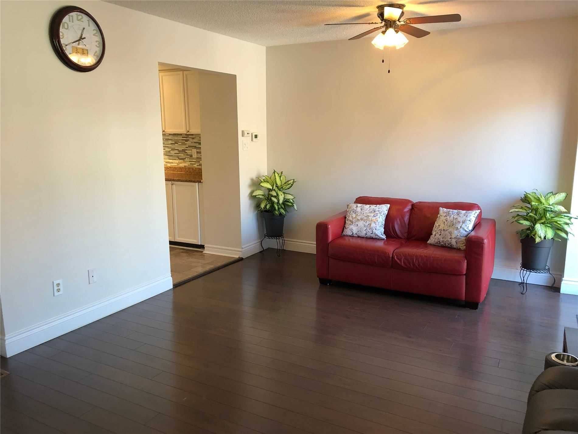 Brampton, ON L6Y 4T3,3 Mullis CRES