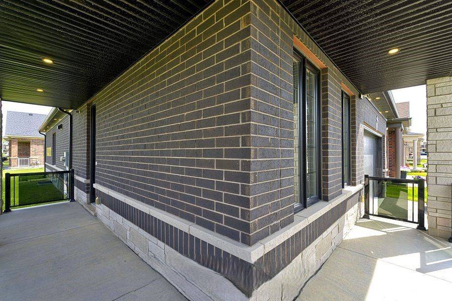 Tillsonburg, ON N4G 0J8,2 Seaton CRES