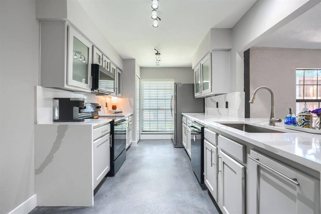 Dallas, TX 75228,8516 Bellingham Drive