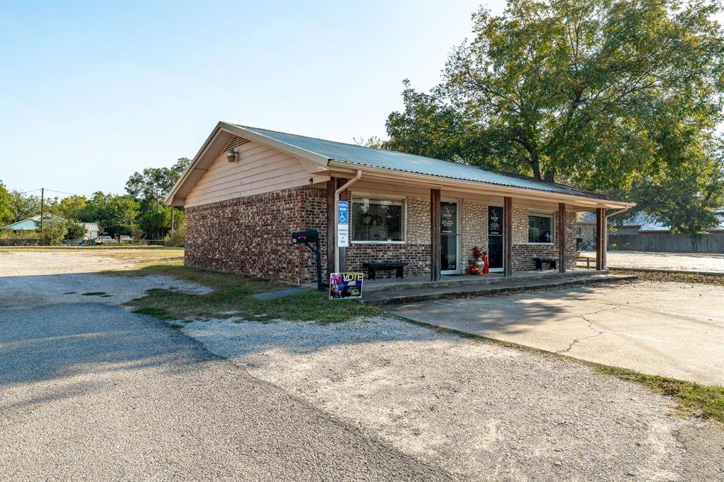 Stephenville, TX 76401,658 E Washington Street
