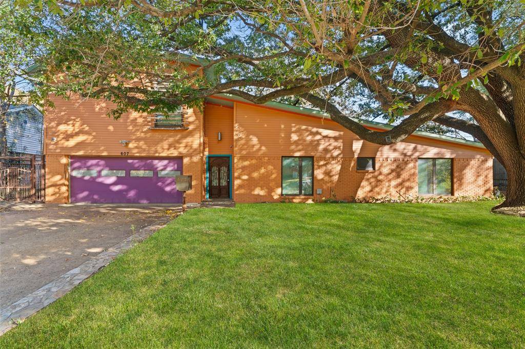 Richardson, TX 75080,607 Shadywood Lane