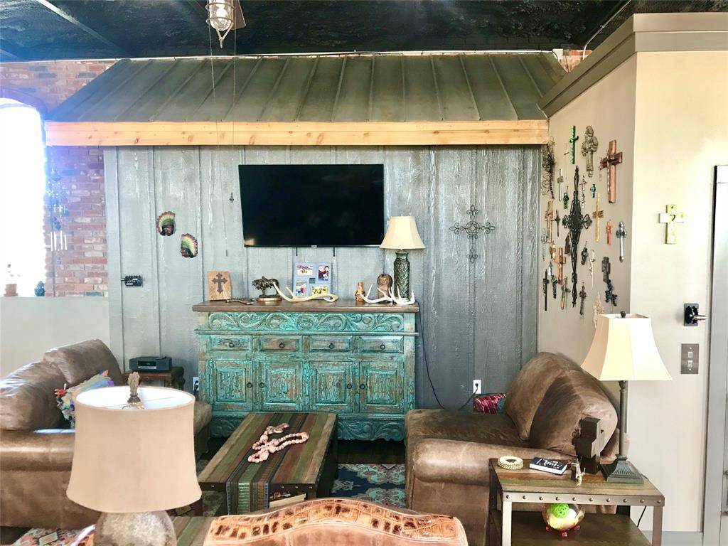 230 Market Street, Baird, TX 79504