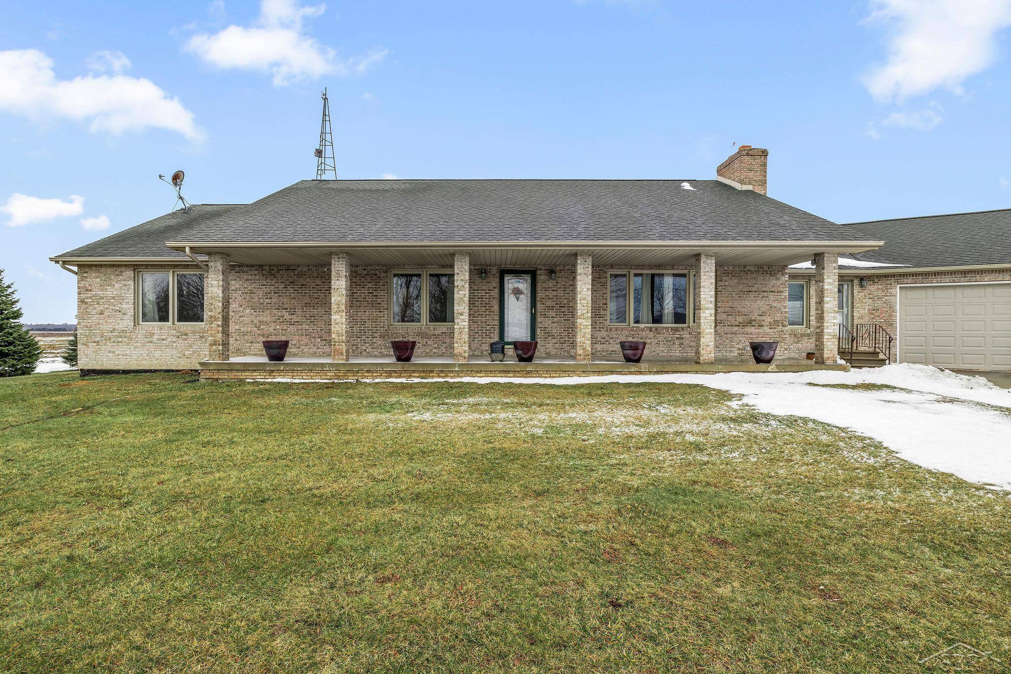 Pinconning, MI 48650,5949 N Mackinaw RD