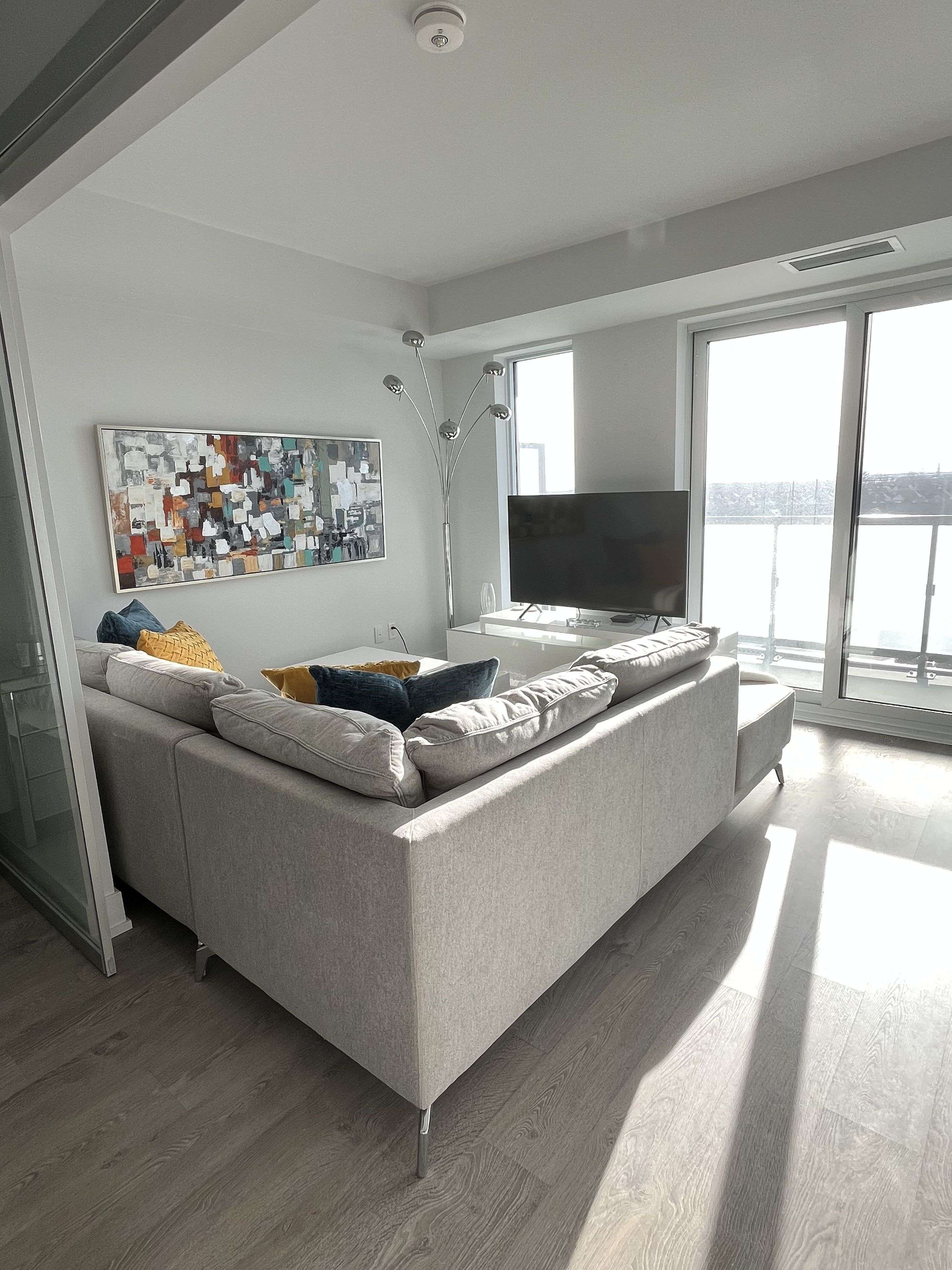 Oshawa, ON L1L 0R5,2550 SIMCOE ST N #501