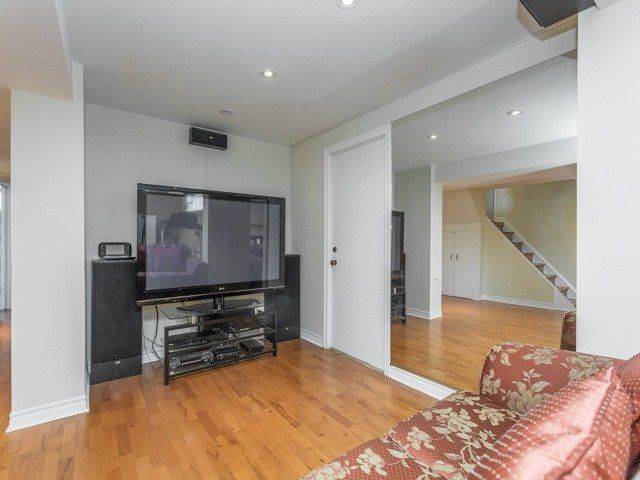 Toronto E09, ON M1J 1P5,80 Tansley AVE