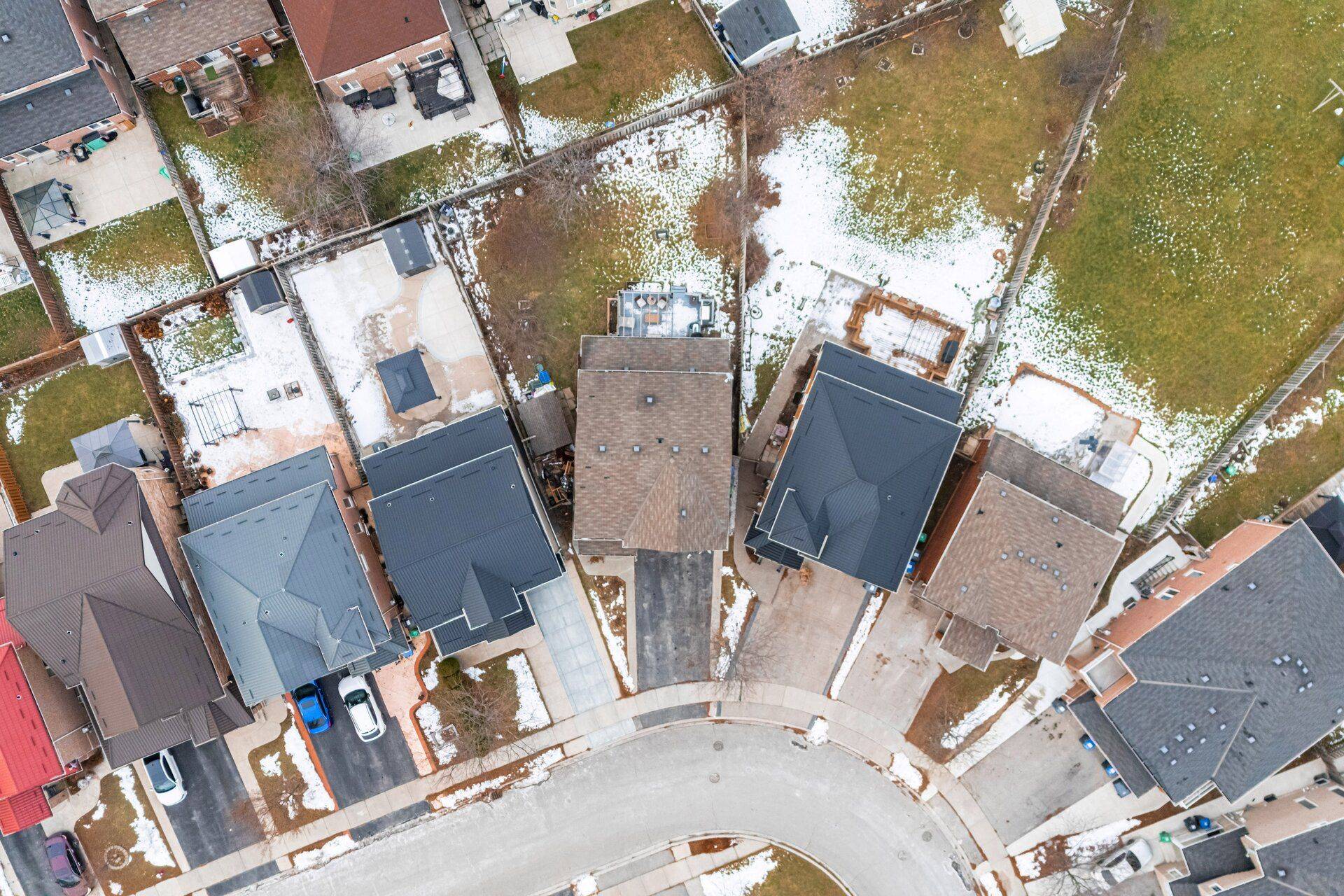 Brampton, ON L6V 4N7,31 Seahorse AVE