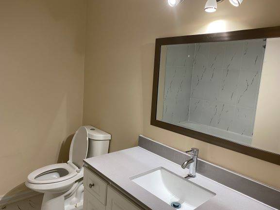 Brampton, ON L6V 2W9,36 Bruce Beer DR