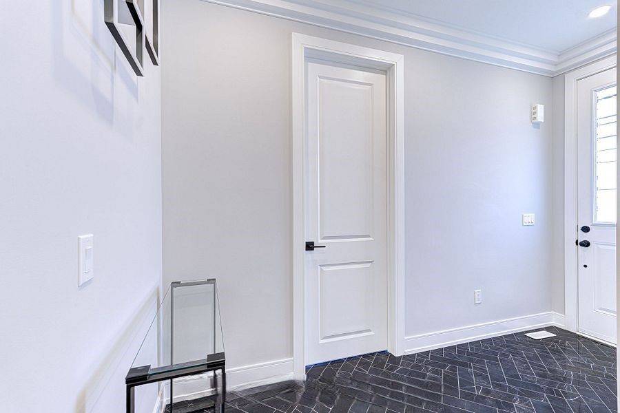 Tillsonburg, ON N4G 0J8,2 Seaton CRES