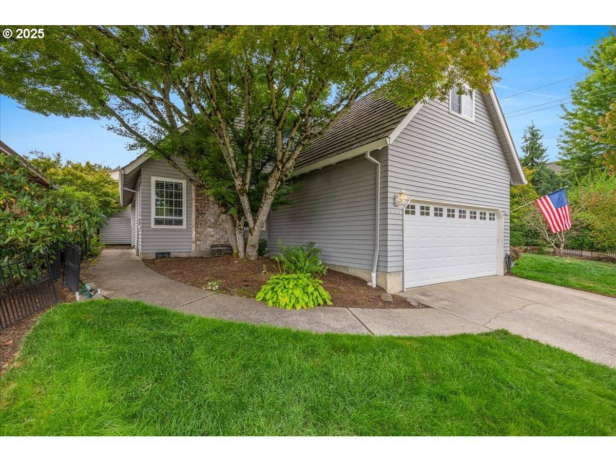 Lake Oswego, OR 97035,5093 SW GALEN ST