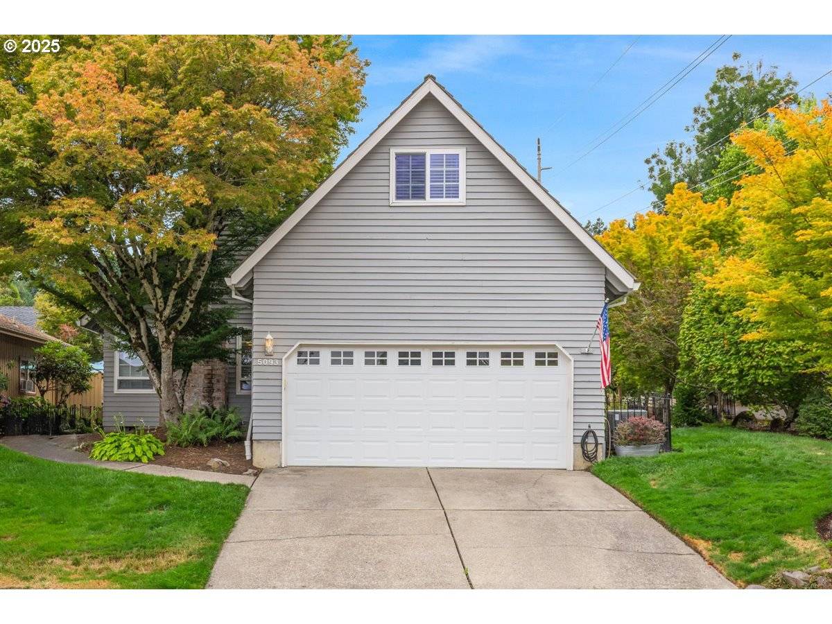 Lake Oswego, OR 97035,5093 SW GALEN ST